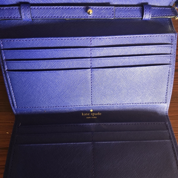 Kate Spade Crossbody ♠️ wallet - Picture 7 of 11